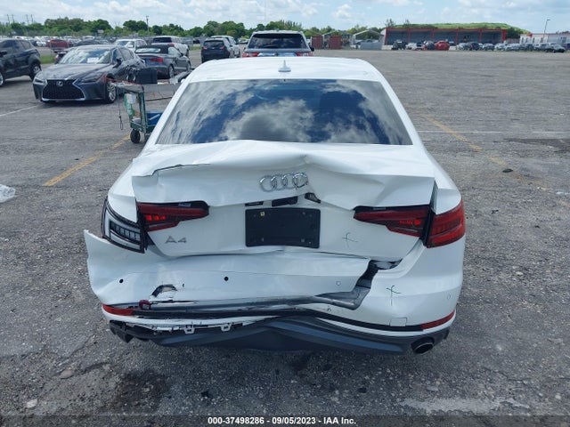 WAULMAF45JA233611 Audi A4 Premium Plus