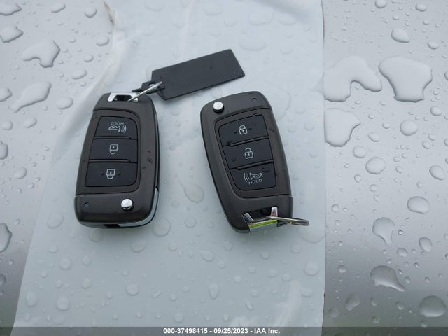 2023 HYUNDAI VENUE SEL VIN: KMHRC8A36PU223275