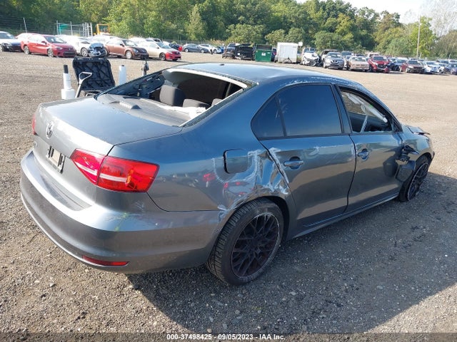 3VW1K7AJ2FM279016 Volkswagen Jetta Sedan 2.0l S