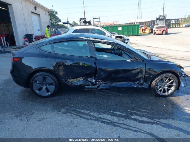 2022 Tesla 3, VIN: 5YJ3E1EB8NF341542