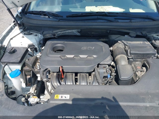 2016 HYUNDAI SONATA 2.4L SE VIN: 5NPE24AF0GH435589