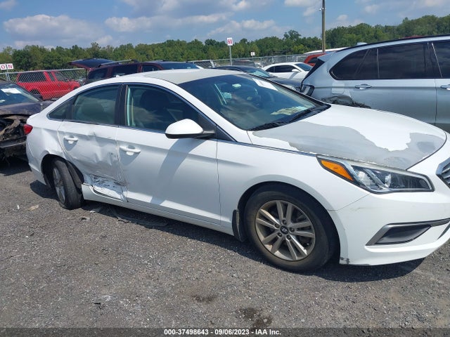 2016 HYUNDAI SONATA 2.4L SE VIN: 5NPE24AF0GH435589