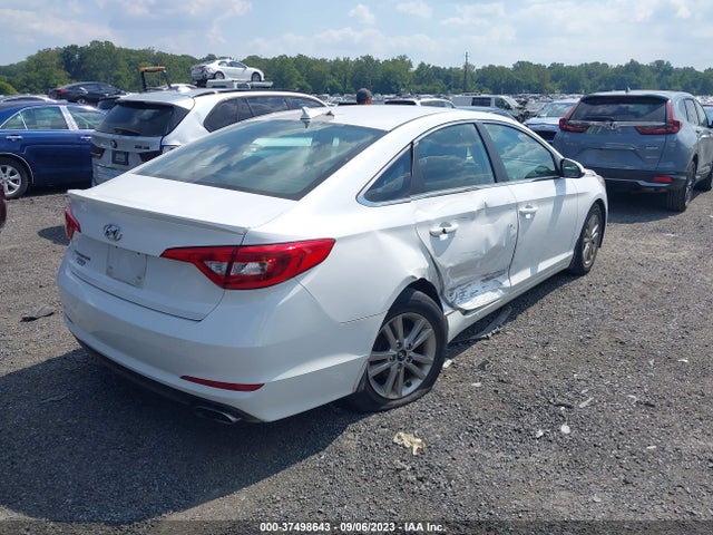 2016 HYUNDAI SONATA 2.4L SE VIN: 5NPE24AF0GH435589