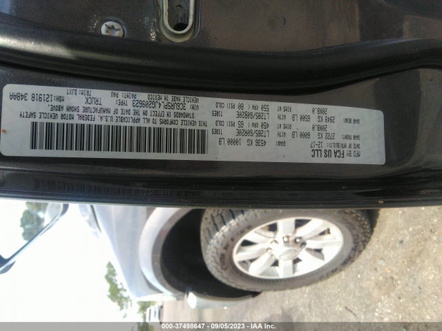 RAM 2500 Longhorn 2018 3C6UR5PL4JG209623 Image 9