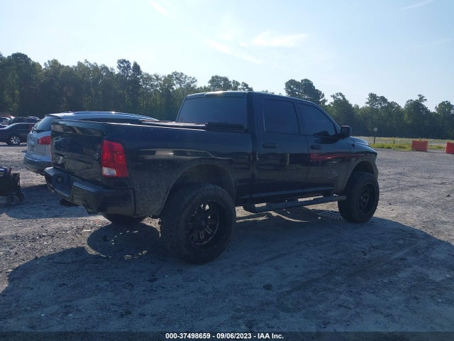 RAM 1500 Express 2017 3C6RR6KT1HG520911 Image 4