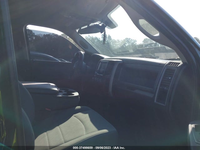 RAM 1500 Express 2017 3C6RR6KT1HG520911 Image 5