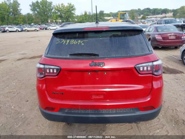 3C4NJDBB8JT499594 Jeep Compass Altitude