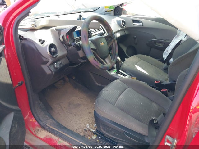 Chevrolet SONIC LS 2014 1G1JA6SG8E4186586 Image 5