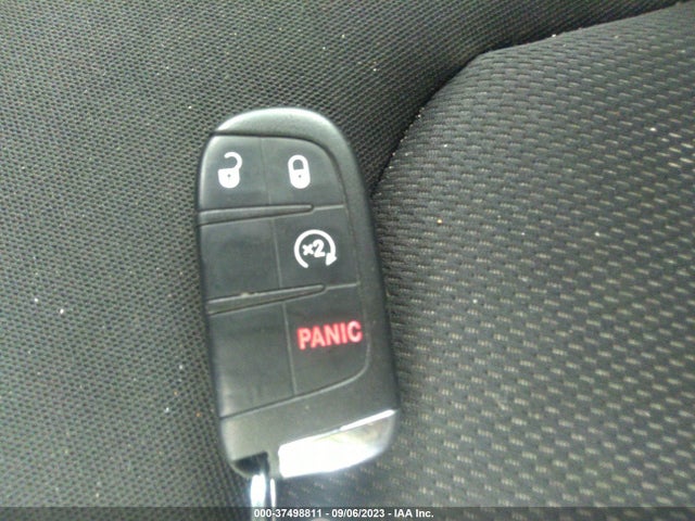 ZACCJBBB9HPG31453 Jeep Renegade Latitude