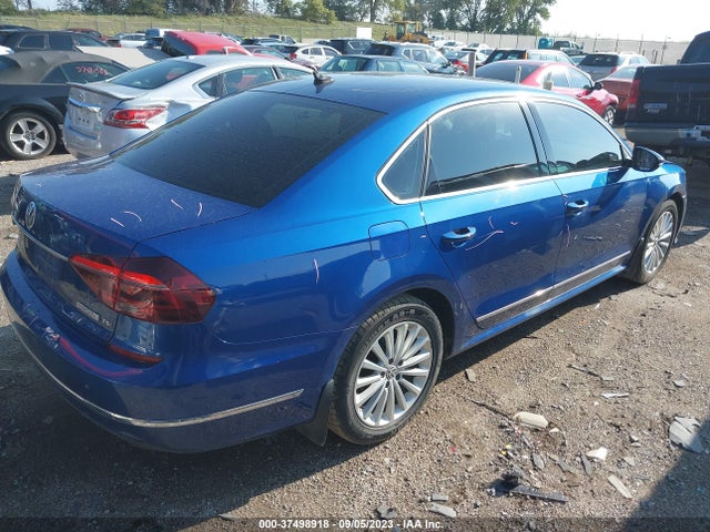 1VWBT7A35HC024450 Volkswagen Passat 1.8t Se