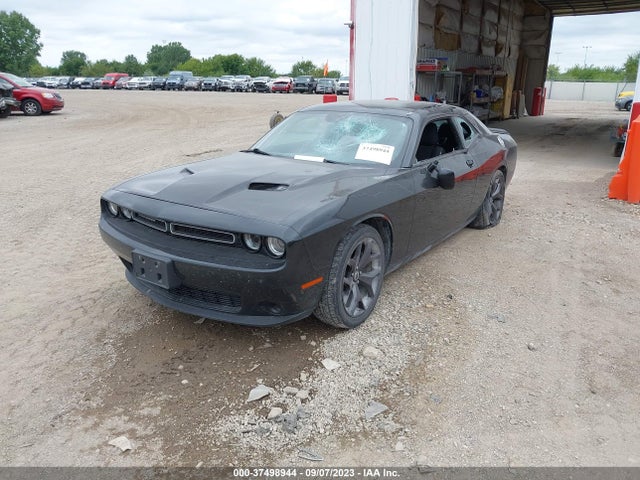 Dodge Challenger Sxt 2017 2C3CDZAG7HH626982 Image 2