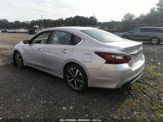 1N4AL3AP2HC275135 Nissan Altima 2.5 Sr