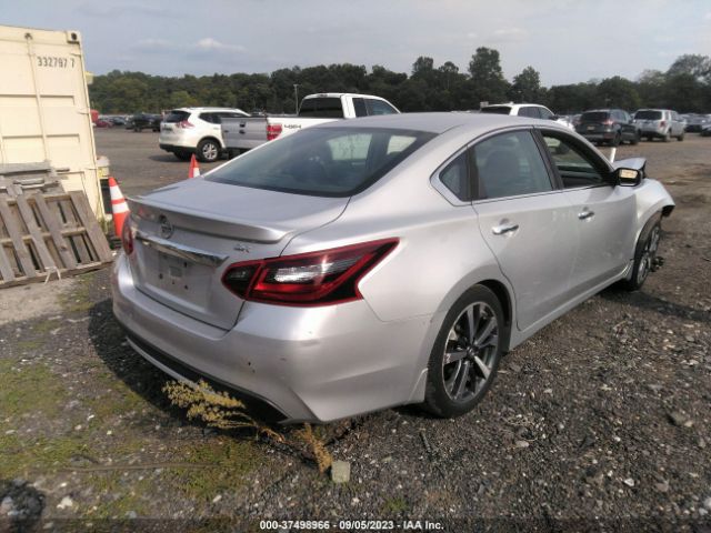 1N4AL3AP2HC275135 Nissan Altima 2.5 Sr