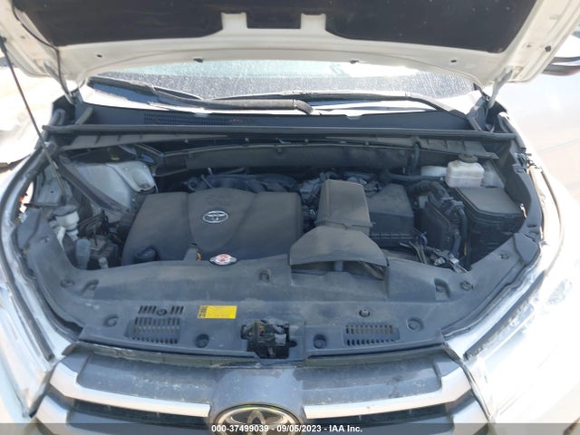 Toyota Highlander Se/xle 2018 5TDJZRFH6JS562141 Image 10