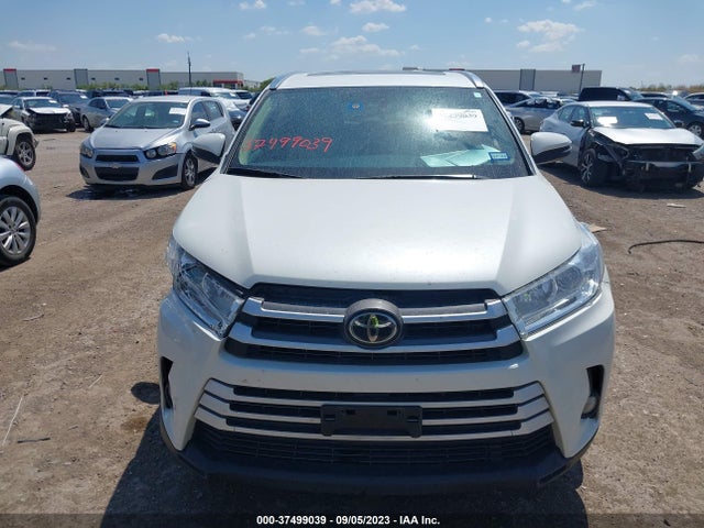 Toyota Highlander Se/xle 2018 5TDJZRFH6JS562141 Image 12