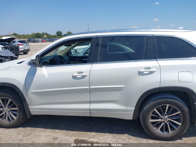 Toyota Highlander Se/xle 2018 5TDJZRFH6JS562141 Image 14
