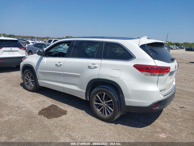 Toyota Highlander Se/xle 2018 5TDJZRFH6JS562141 Image 3