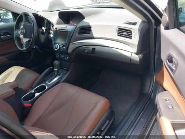 19UDE2F77KA001731 Acura Ilx Pkg