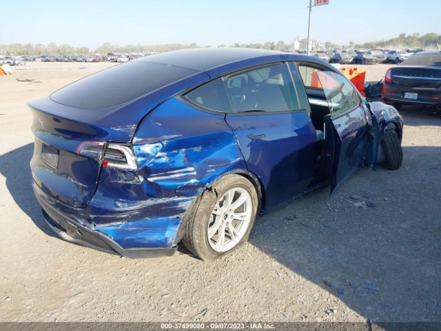 7SAYGDEE5NF319965 Tesla Model Y Long Range