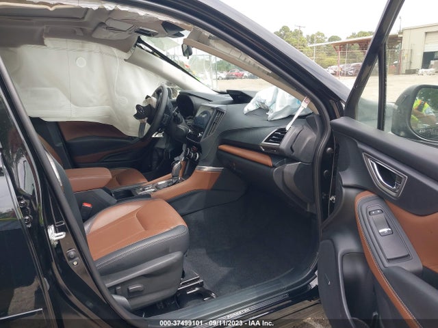 Subaru Forester Touring 2023 JF2SKARC8PH411780 Image 5