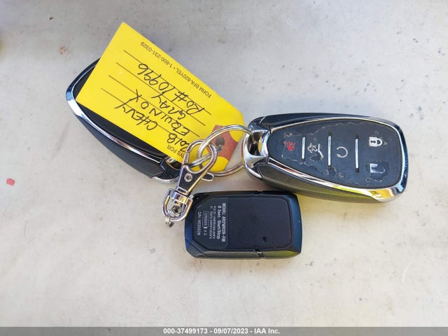 Chevrolet EQUINOX LT 2018 3GNAXJEV3JL308866 Image 11