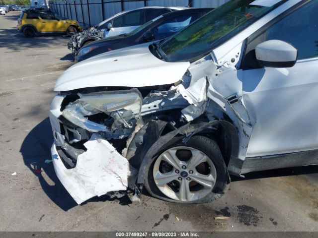 1FMCU9GX5GUB41346 Ford ESCAPE SE