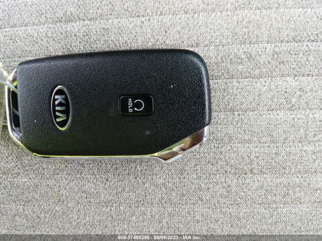 KNDJ33AU2M7129420 KIA SOUL EX