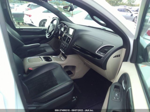 2C4RDGCG8HR773314 Dodge Grand Caravan Sxt