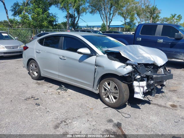 2019 5NPD84LF0KH430070 main image