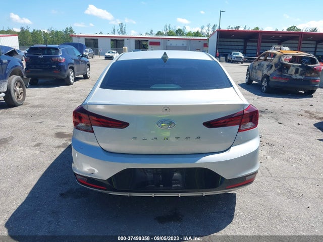 Hyundai ELANTRA SEL 2019 5NPD84LF0KH430070 Image 16