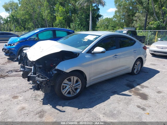 Hyundai ELANTRA SEL 2019 5NPD84LF0KH430070 Image 2