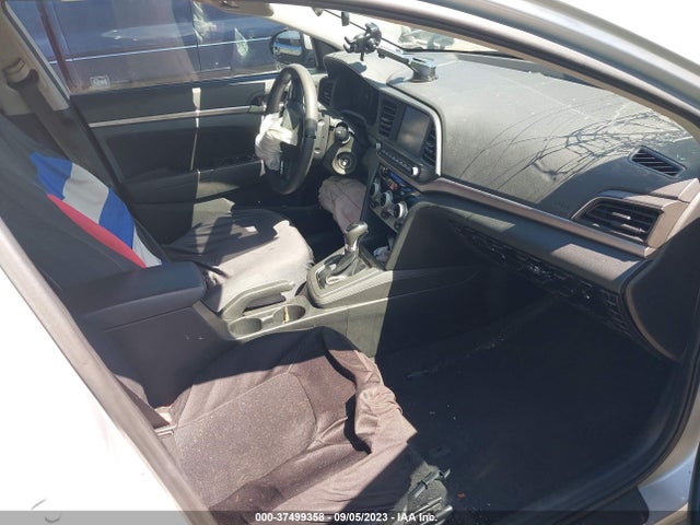 Hyundai ELANTRA SEL 2019 5NPD84LF0KH430070 Image 5