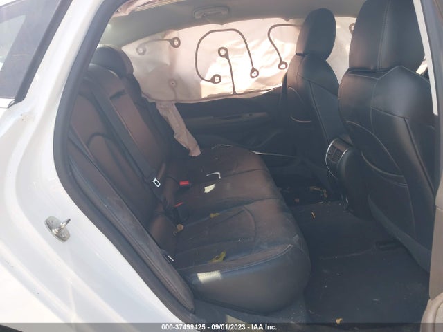 1G4ZP5SS1HU210184 Buick Lacrosse Essence
