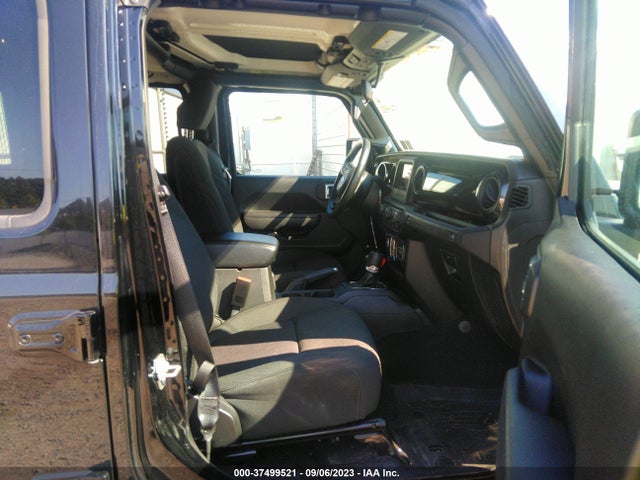 1C4HJXDN7MW866134 Jeep Wrangler Unlimited Sport Altitude