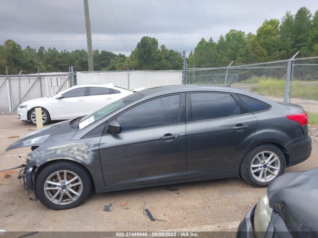2018 FORD FOCUS SE VIN: 1FADP3F29JL308040