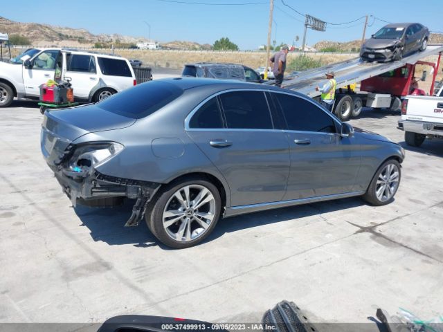 55SWF4JBXJU236950 Mercedes-Benz C-class C 300