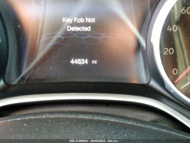 3C4NJDBB0JT402386 Jeep Compass Altitude