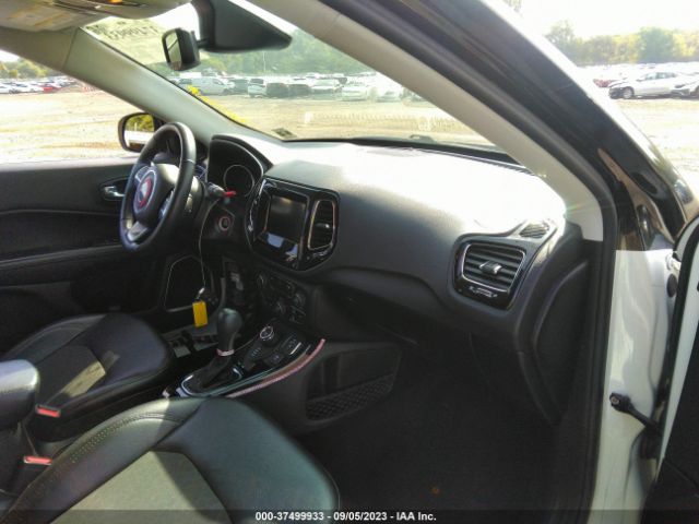 3C4NJDBB0JT402386 Jeep Compass Altitude