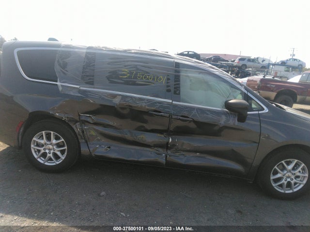 2C4RC1CG3PR577151 Chrysler Voyager Lx