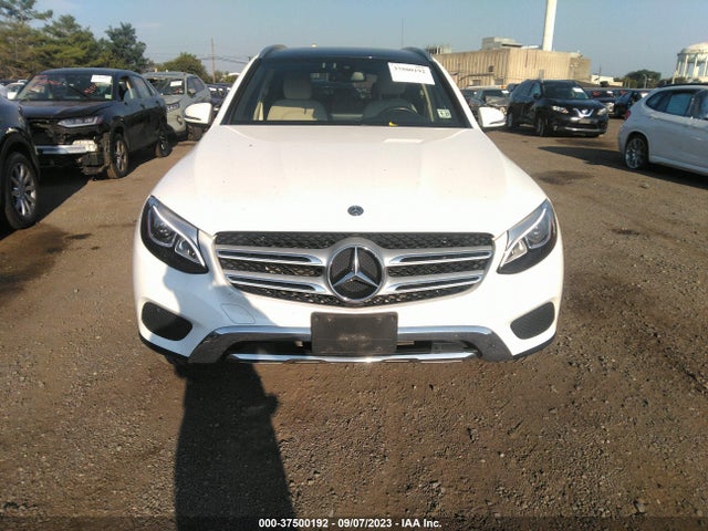 2018 MERCEDES-BENZ GLC GLC 300 VIN: WDC0G4KB4JV095050