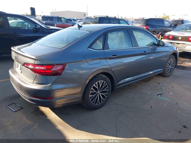 3VWC57BUXMM022109 Volkswagen Jetta S/se/r-line