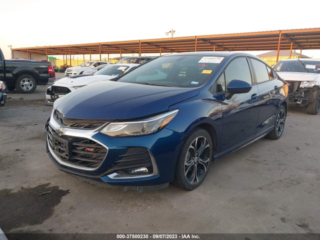 Chevrolet CRUZE LT 2019 1G1BE5SM2K7118965 Image 2