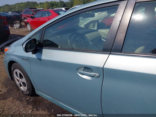 Toyota Prius Four 2015 JTDKN3DU4F1903733 Image 14