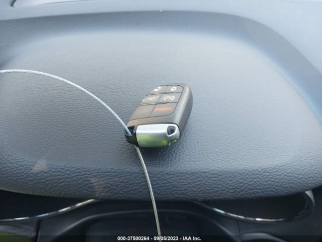 1C4RJFAG1KC593310 Jeep Grand Cherokee Altitude