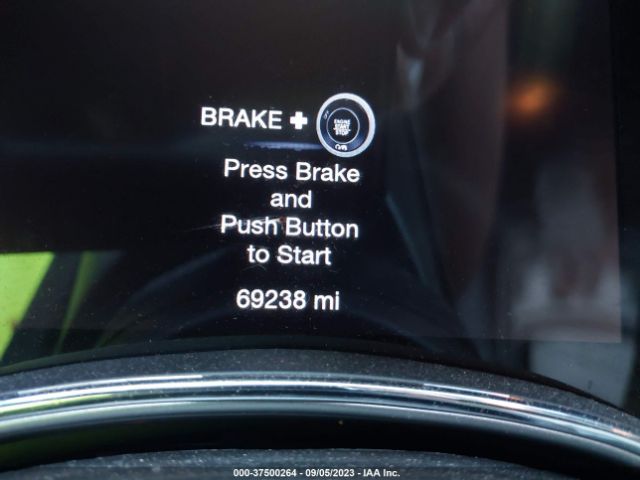 1C4RJFAG1KC593310 Jeep Grand Cherokee Altitude