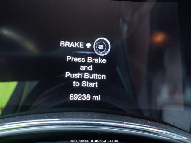 1C4RJFAG1KC593310 Jeep Grand Cherokee Altitude