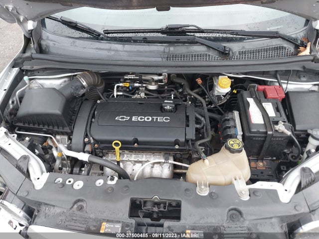 Chevrolet Sonic Ls Auto 2016 1G1JA5SH1G4127448 Image 10