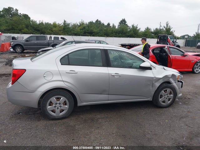Chevrolet Sonic Ls Auto 2016 1G1JA5SH1G4127448 Image 13