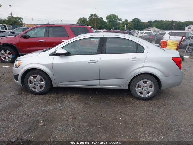 Chevrolet Sonic Ls Auto 2016 1G1JA5SH1G4127448 Image 14