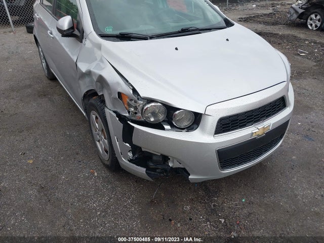 Chevrolet Sonic Ls Auto 2016 1G1JA5SH1G4127448 Image 6